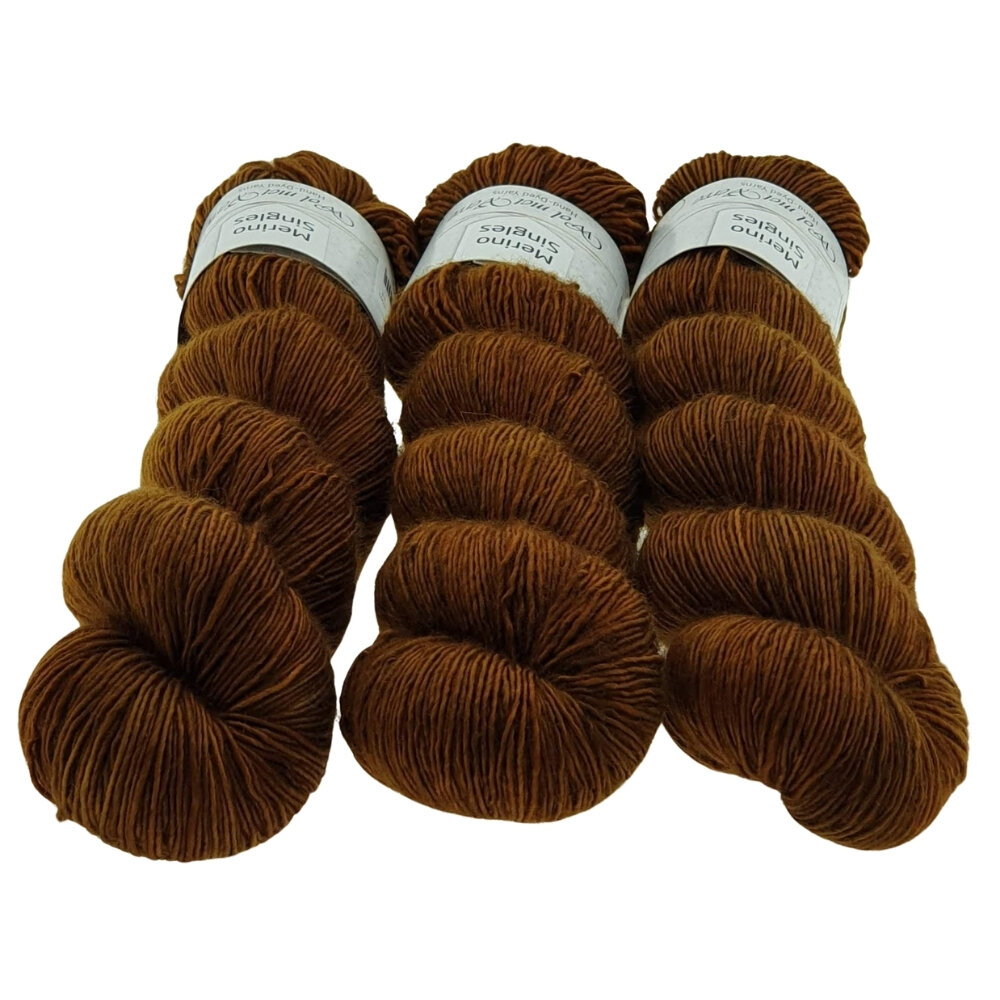 Merino Singles - Bombay Brown 0225