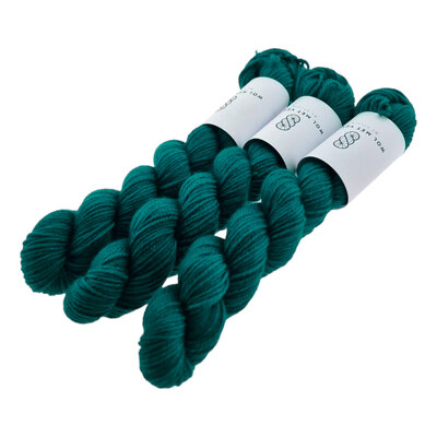 Vigorous DK - Teal  Green 0124